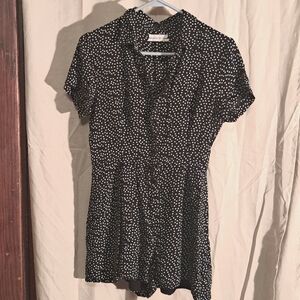 DR 10 Urban Outfitters Romper Shorts Sz 8 Button Front Collar Side Zip Lined